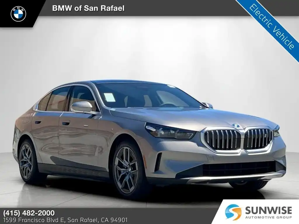 2027 BMW i5 eDrive40 Sedan's photo