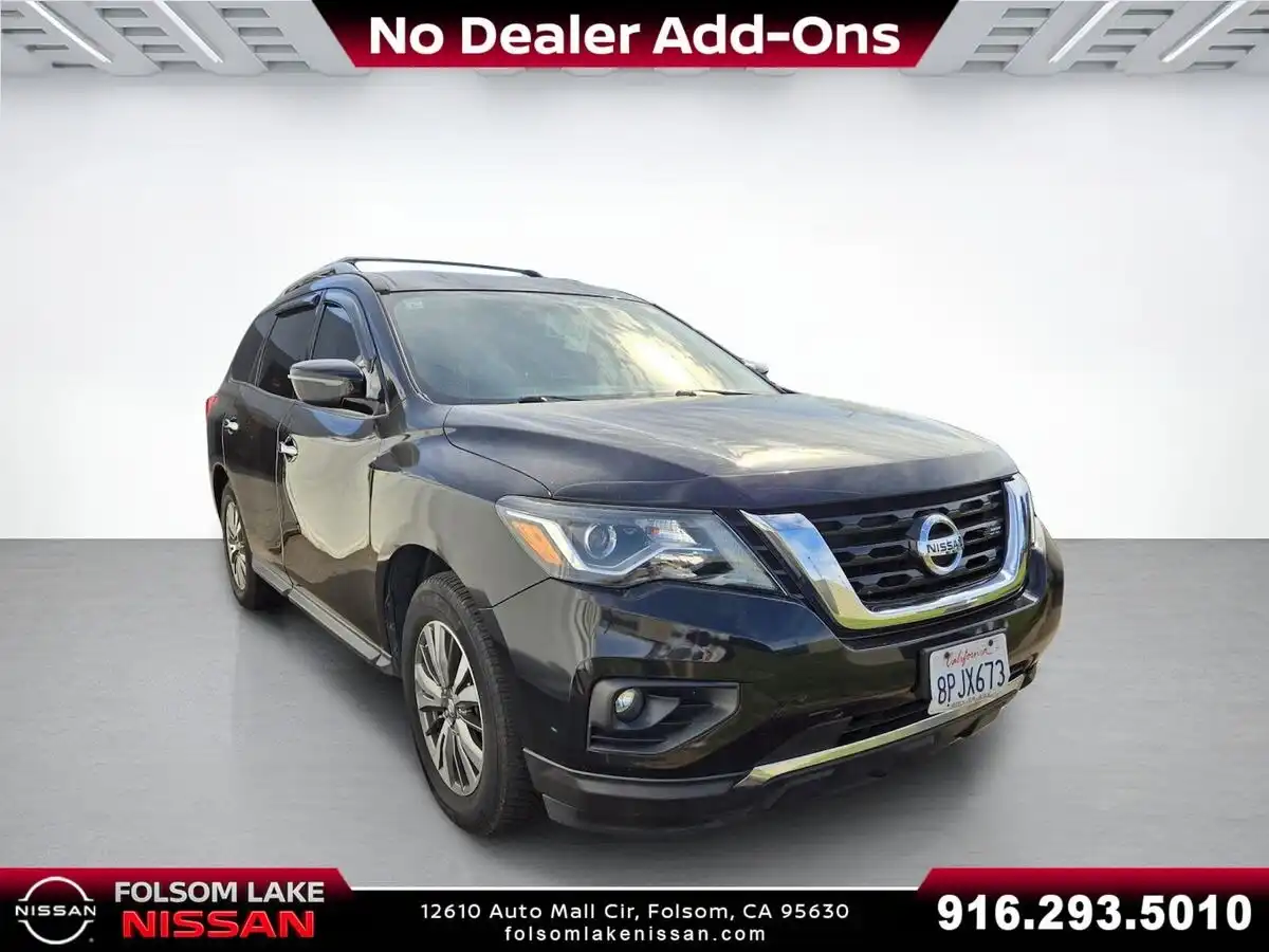 2019 Nissan Pathfinder SV 4WD's photo
