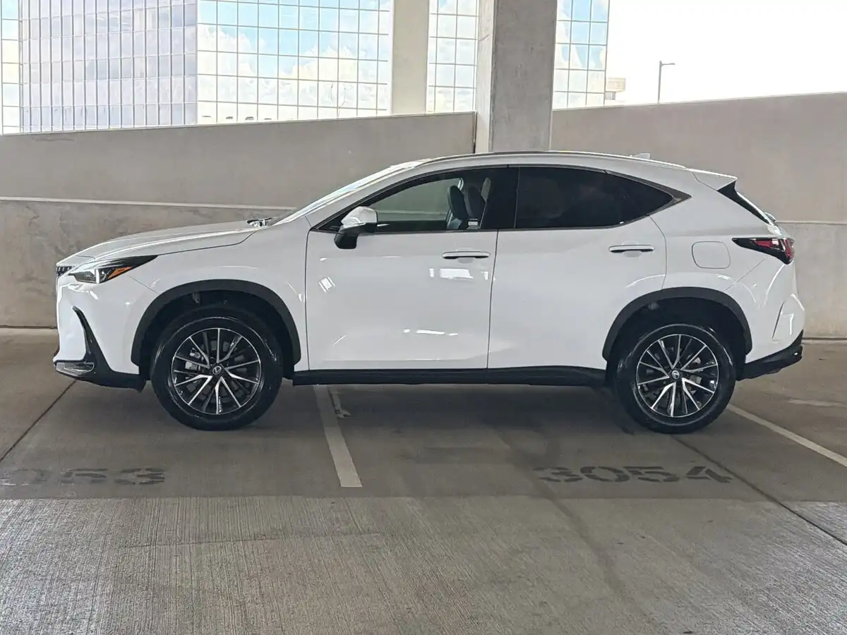 2026 Lexus NX 350 350 Premium AWD's photo