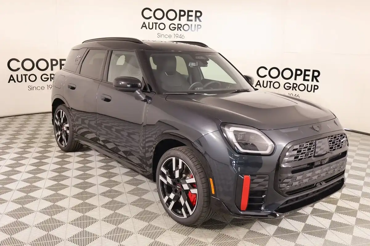 2027 MINI Countryman JCW ALL4's photo