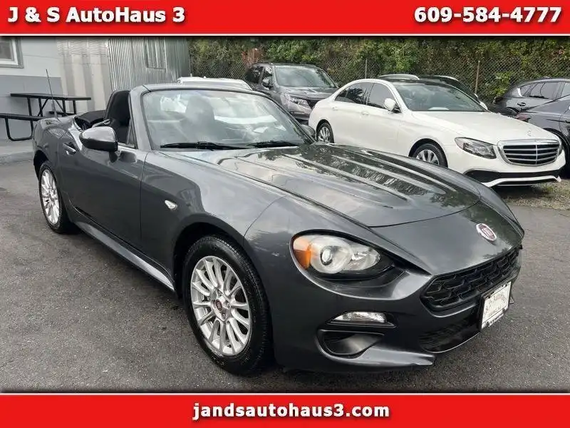 2017 FIAT 124 Spider 1.4 Classica's photo