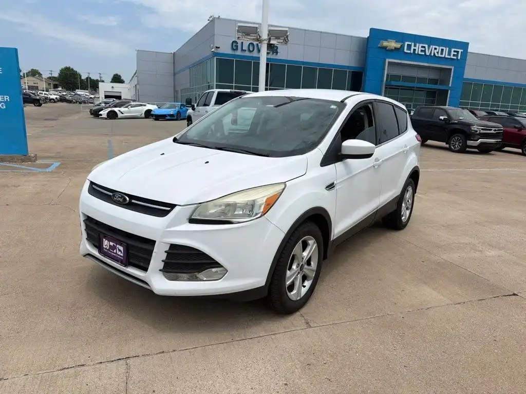 2016 Ford Escape SE's photo