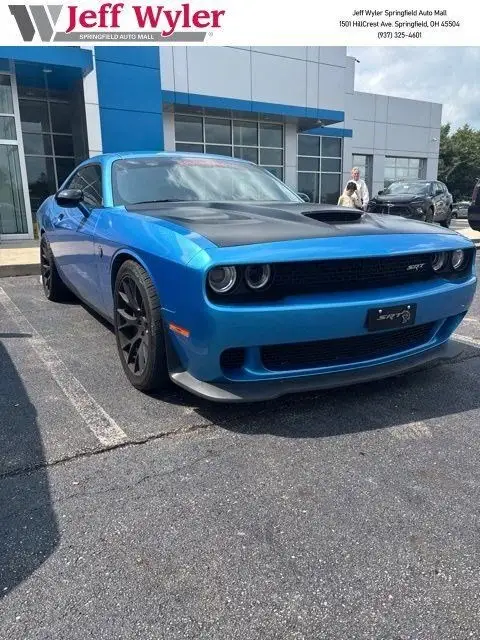 2016 Dodge Challenger SRT Hellcat photo 1
