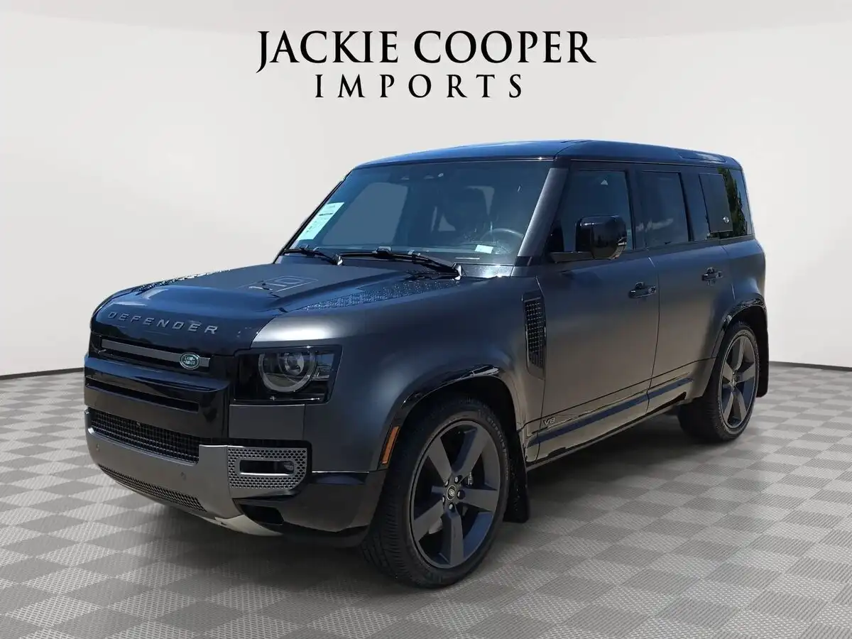 2023 Land Rover Defender Carpathian Edition's photo