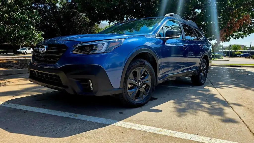 2020 Subaru Outback Onyx Edition XT's photo