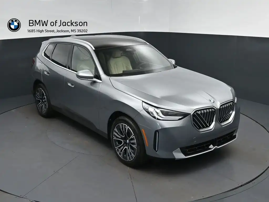 2026 BMW X3 30 XDRIVE's photo