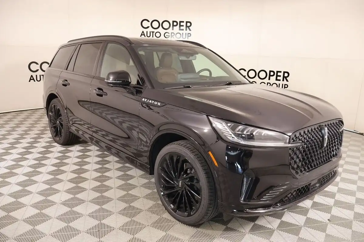 2026 Lincoln Aviator Reserve AWD's photo