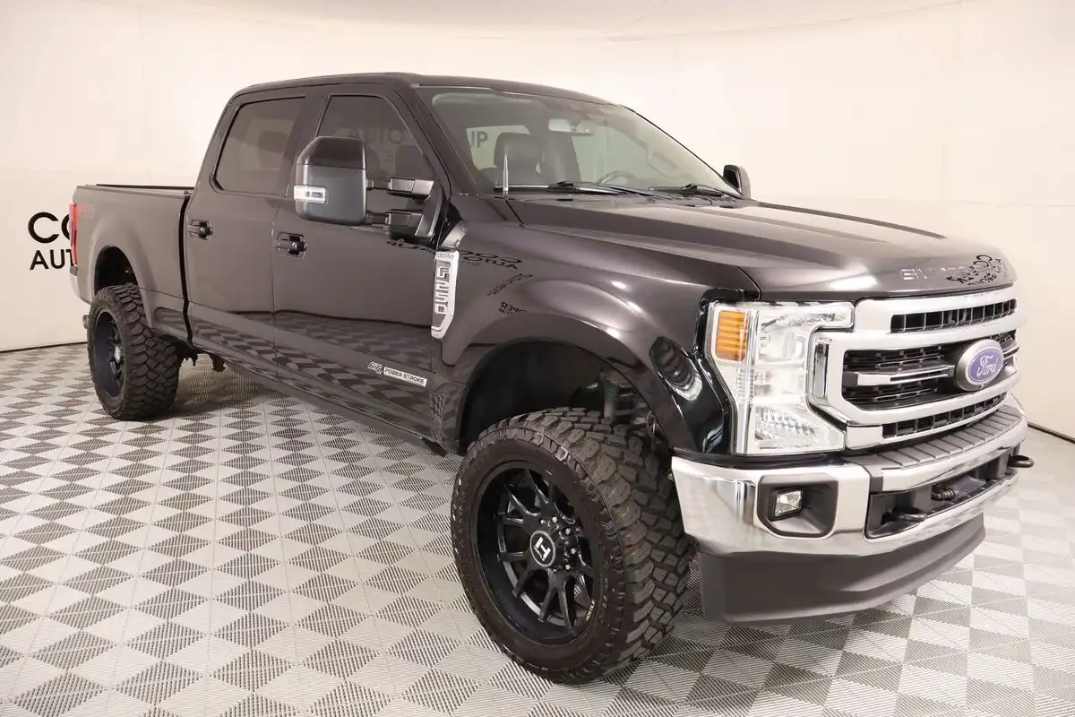 2020 Ford F-250 Lariat 4x4 Crew Cab 6-3/4' Box's photo