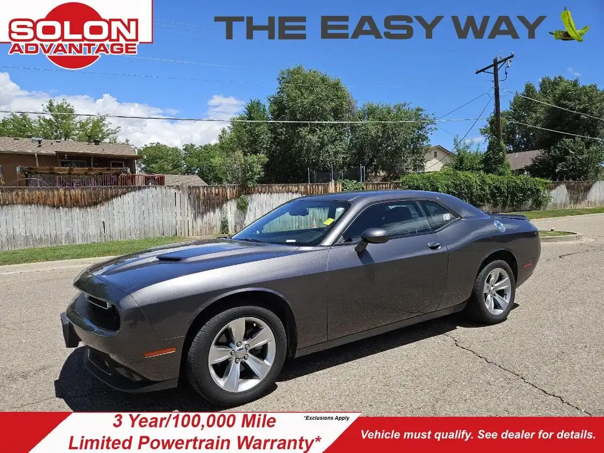 2021 Dodge Challenger SXT Auto's photo