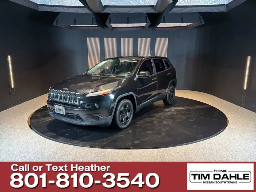2016 Jeep Cherokee Sport's photo