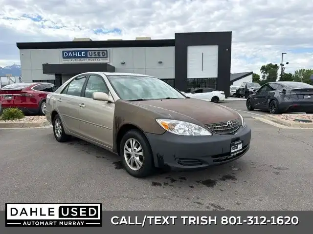 2004 Toyota Camry LE V6 5AT's photo