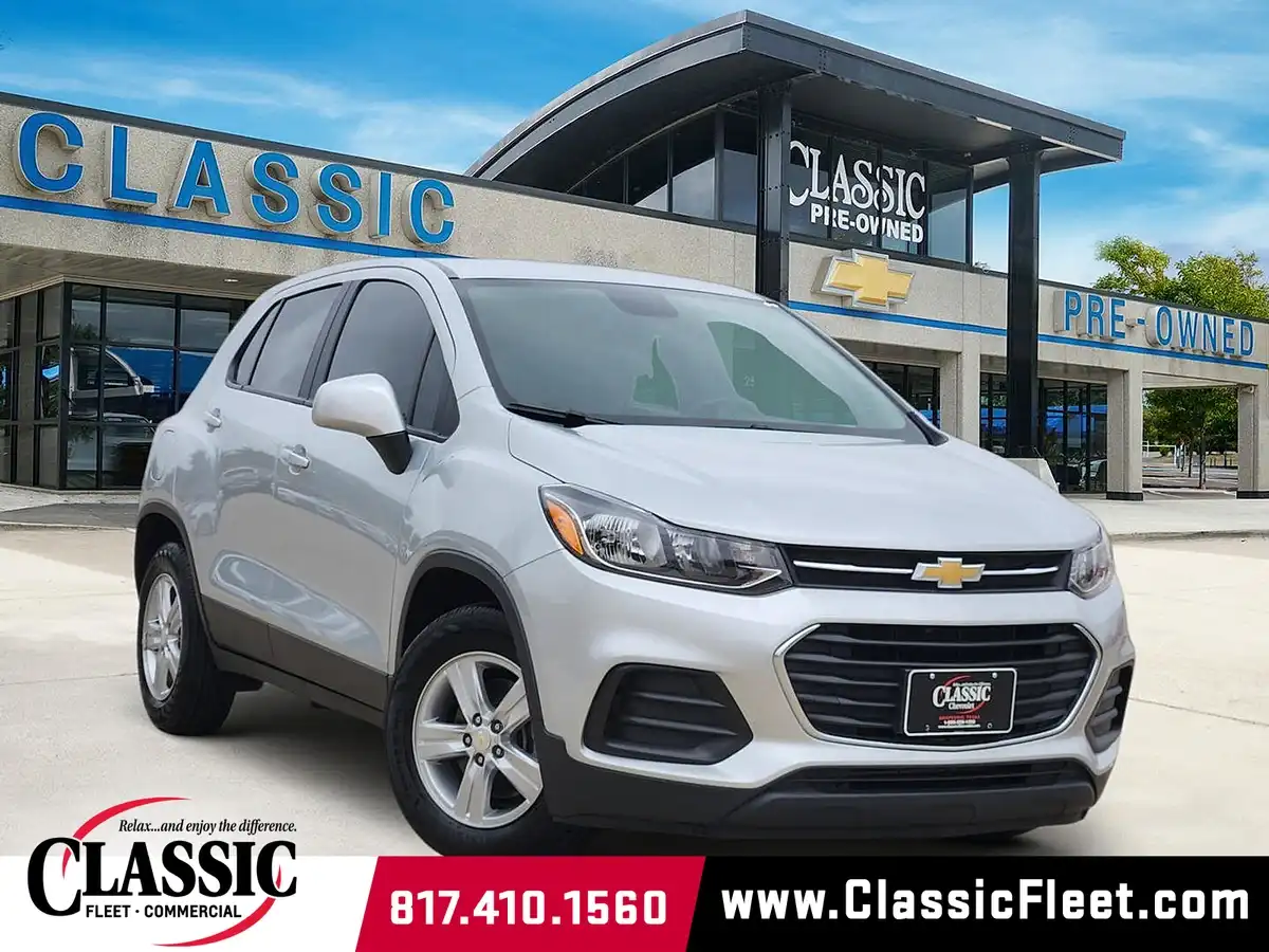 2020 Chevrolet Trax LS's photo