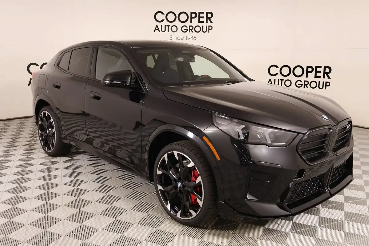 2026 BMW X2 M35i's photo
