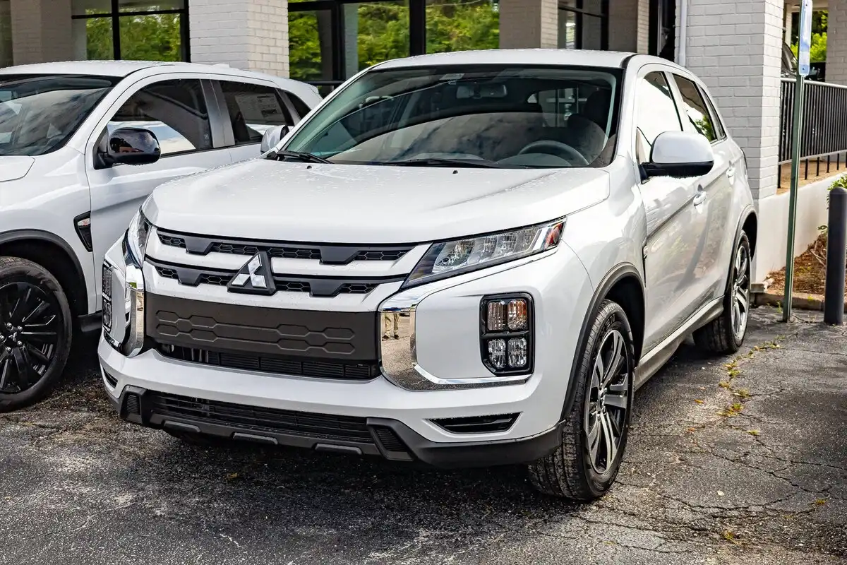 2026 Mitsubishi Outlander Sport 2.0 ES AWC CVT's photo