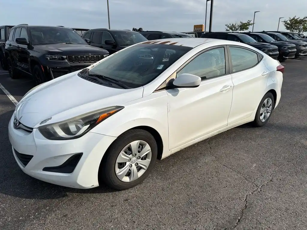 2016 Hyundai Elantra 1.8 SE M/T's photo