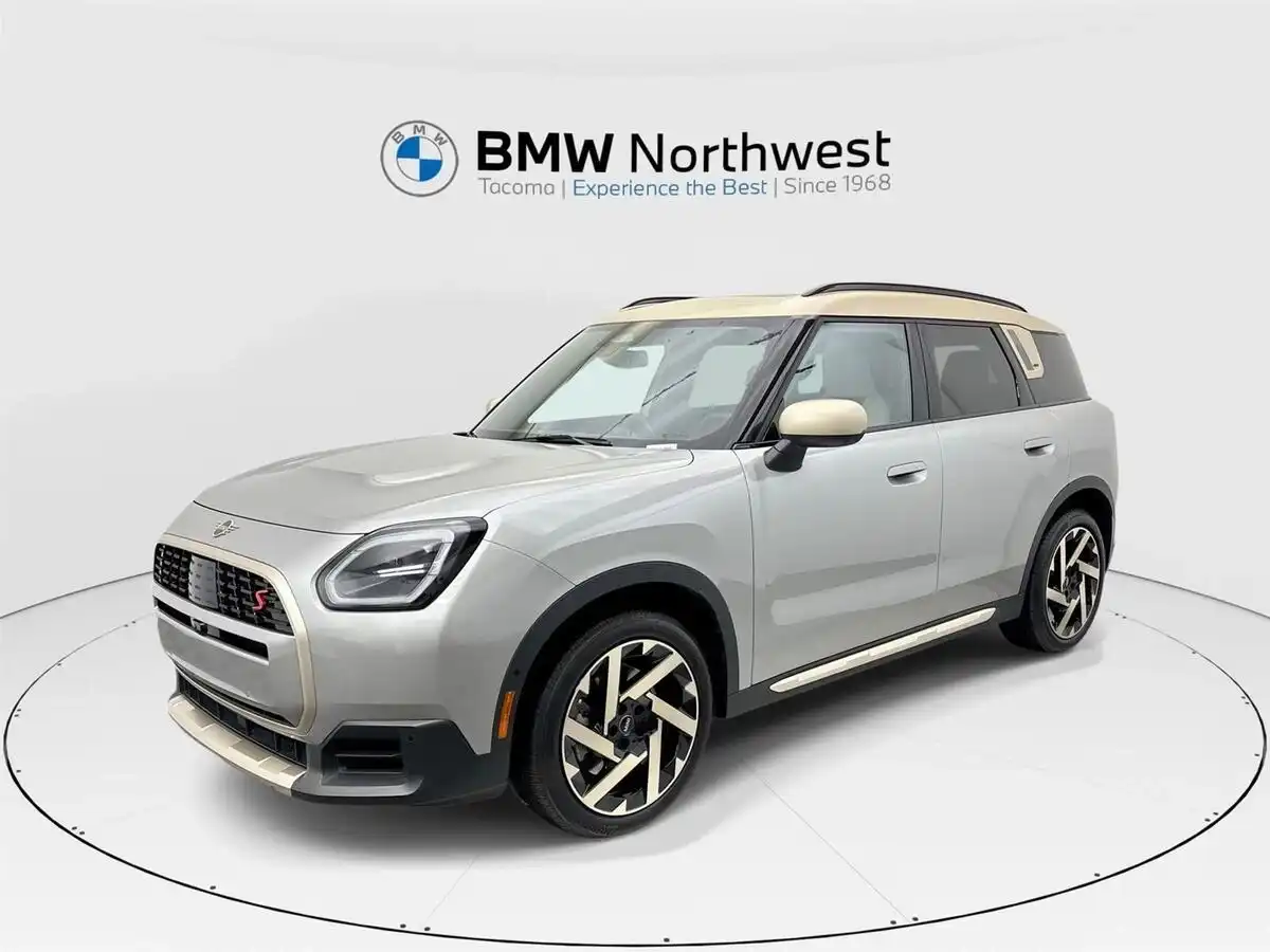 2025 MINI Countryman S ALL4's photo