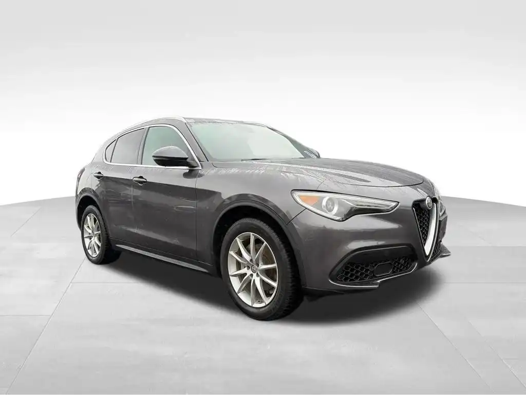 2018 Alfa Romeo Stelvio Ti Lusso AWD's photo