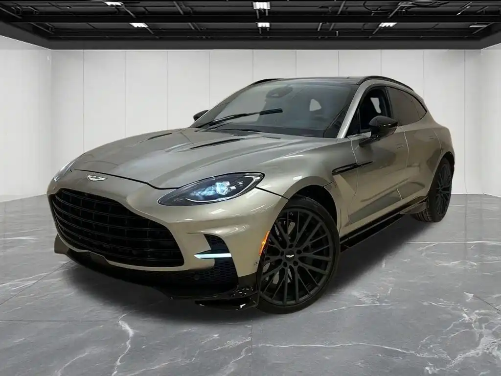 2026 Aston Martin DBX 4.0 V8 707 AWD's photo