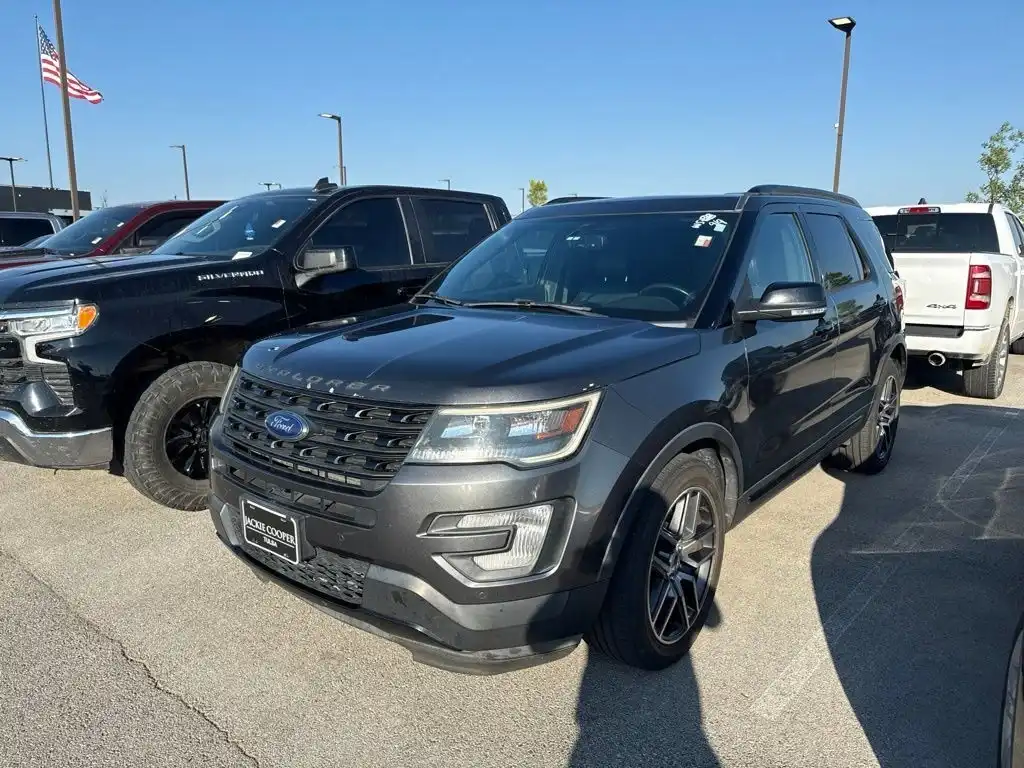 2017 Ford Explorer Sport 4WD's photo