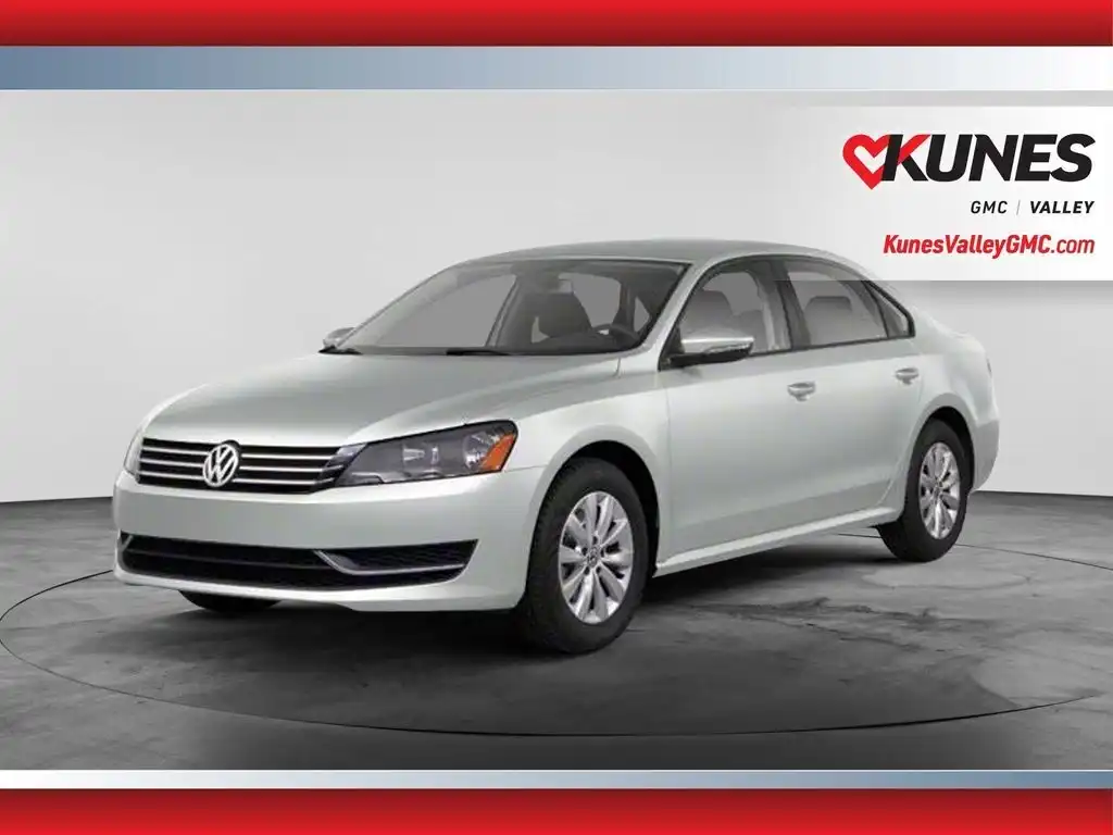 2013 Volkswagen Passat 2.5L S DSG PZEV's photo