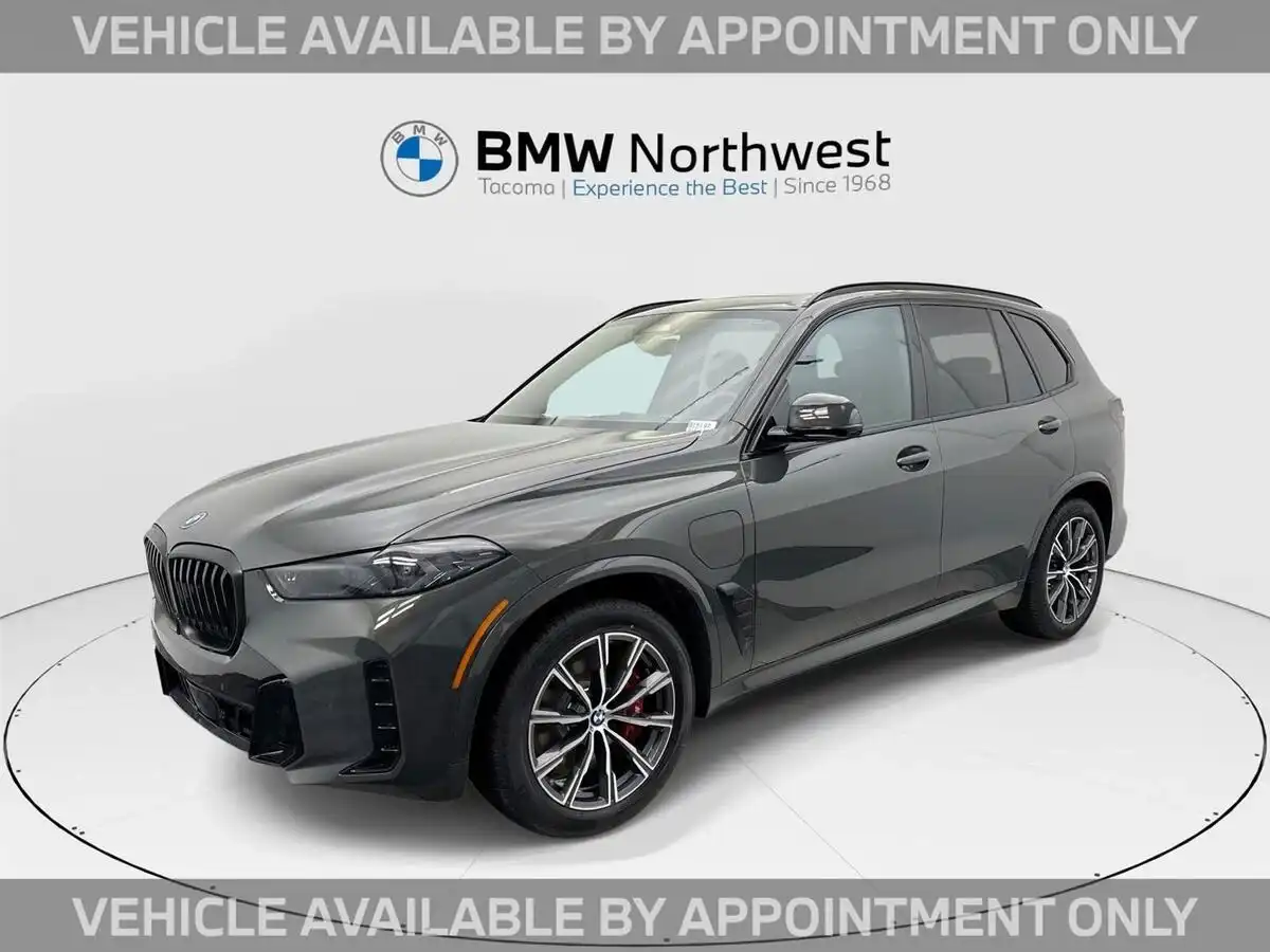 2026 BMW X5 xDrive50e's photo
