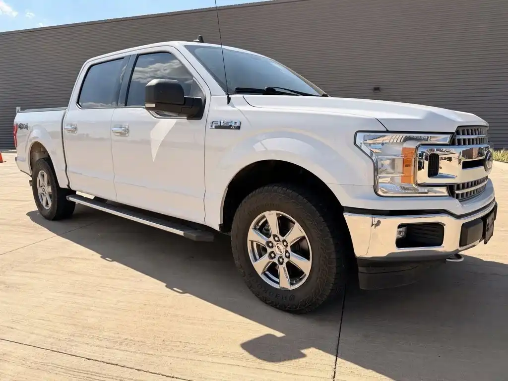 2020 Ford F-150 XLT 4WD SuperCrew 5-1/2' Box's photo