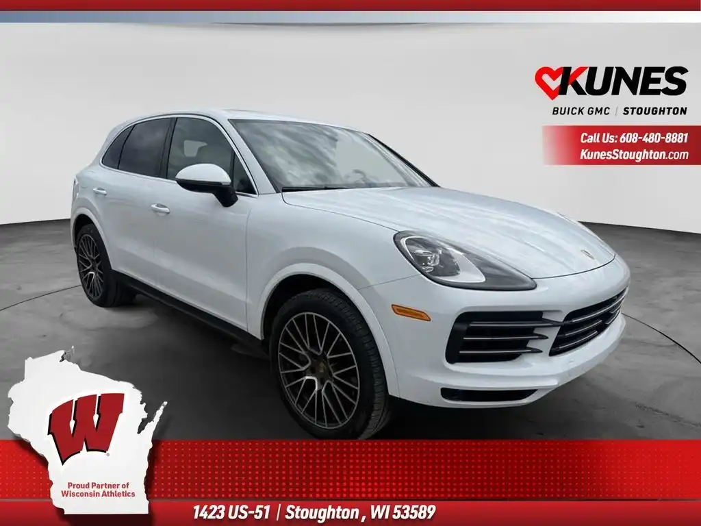 2021 Porsche Cayenne S's photo