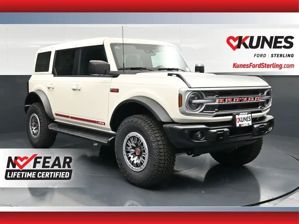 2026 Ford Bronco Outer Banks 4WD's photo