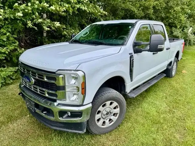 2024 Ford F-250 XL 4x4 Crew Cab 6-3/4' Box's photo