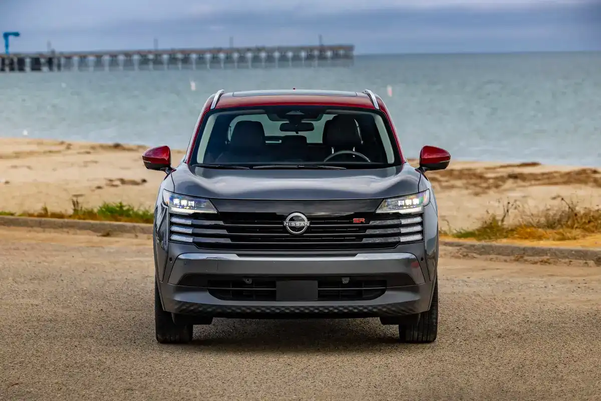 2026 Nissan Rogue Platinum AWD's photo