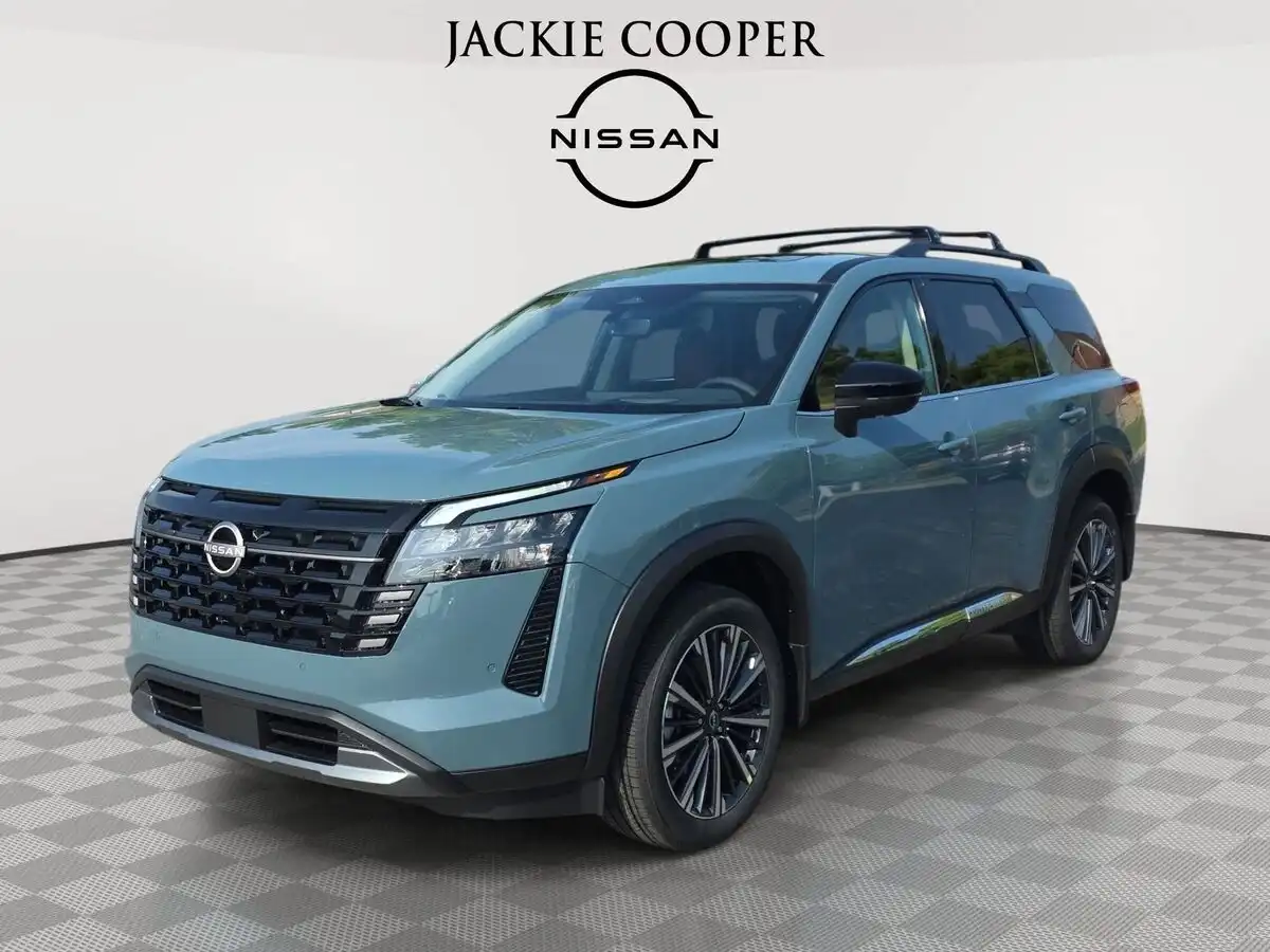 2026 Nissan Pathfinder Platinum 4WD's photo