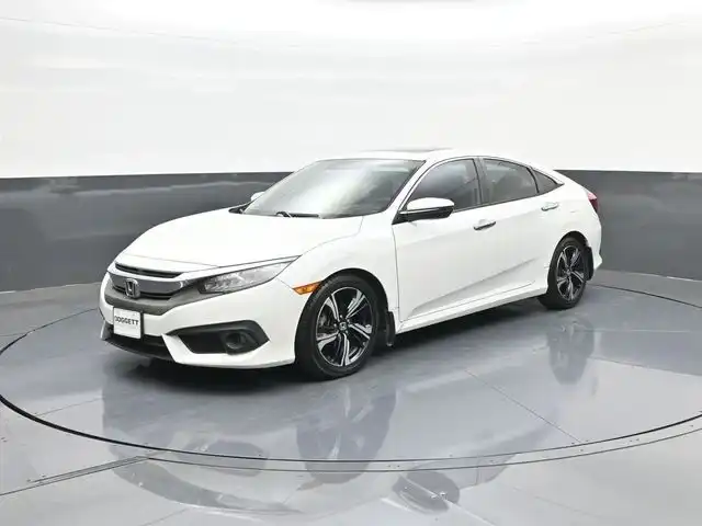 2017 Honda Civic Touring CVT's photo