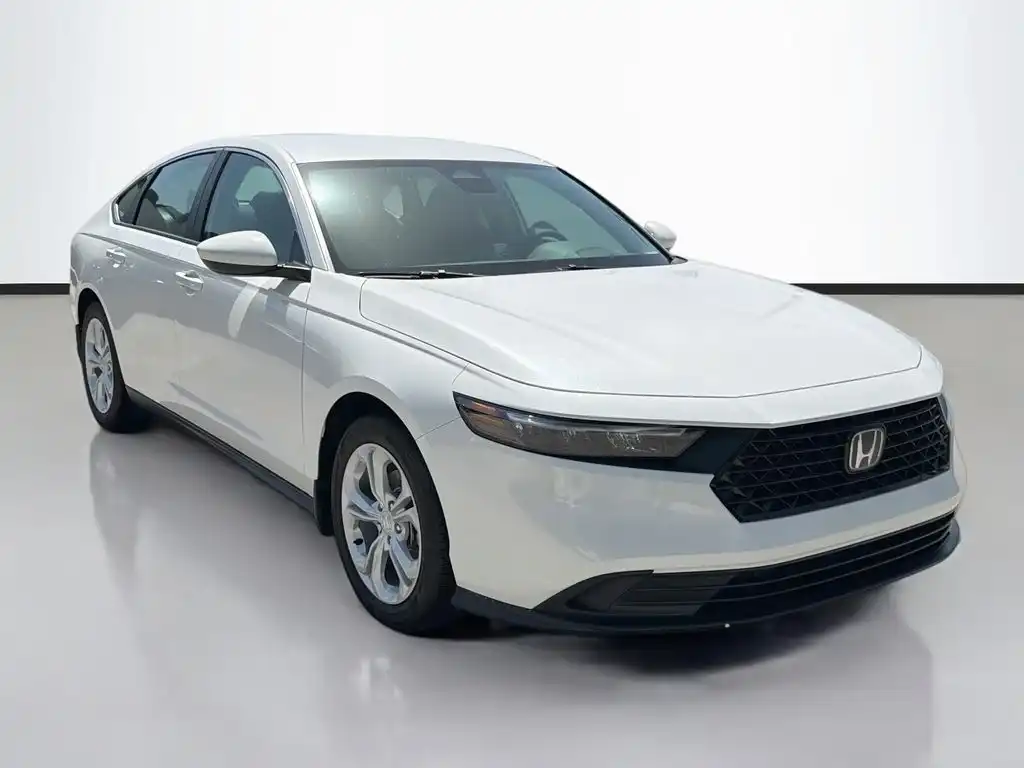 2026 Honda Accord 1.5T LX CVT's photo