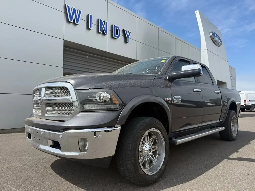 2016 RAM 1500 Laramie Longhorn 4x4 Crew Cab 5'7's photo