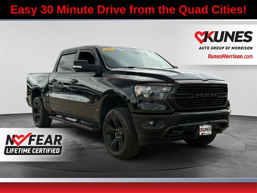 2019 RAM 1500 Big Horn/Lone Star 4WD Crew Cab 5'7's photo