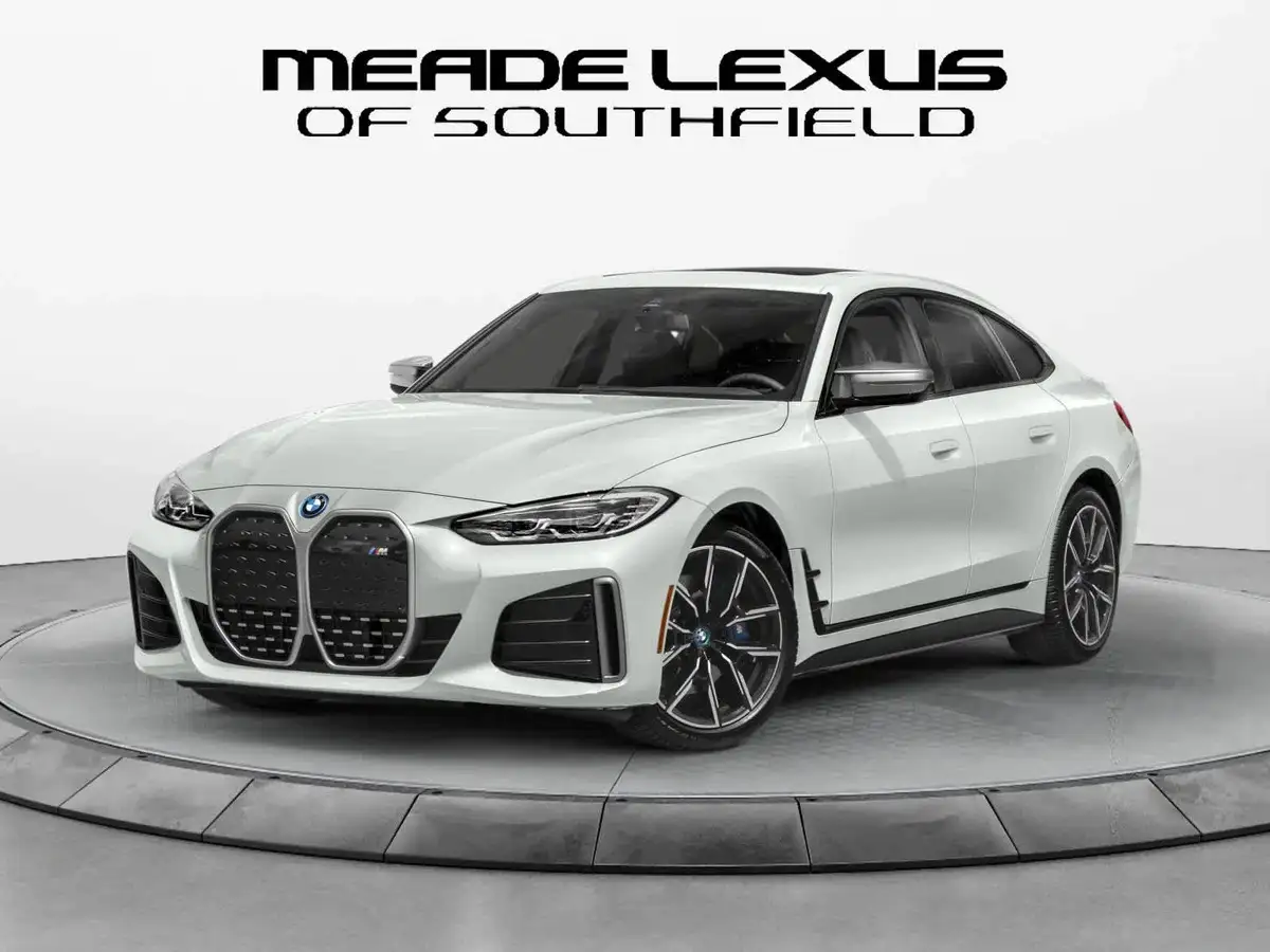 2023 BMW i4 eDrive40's photo