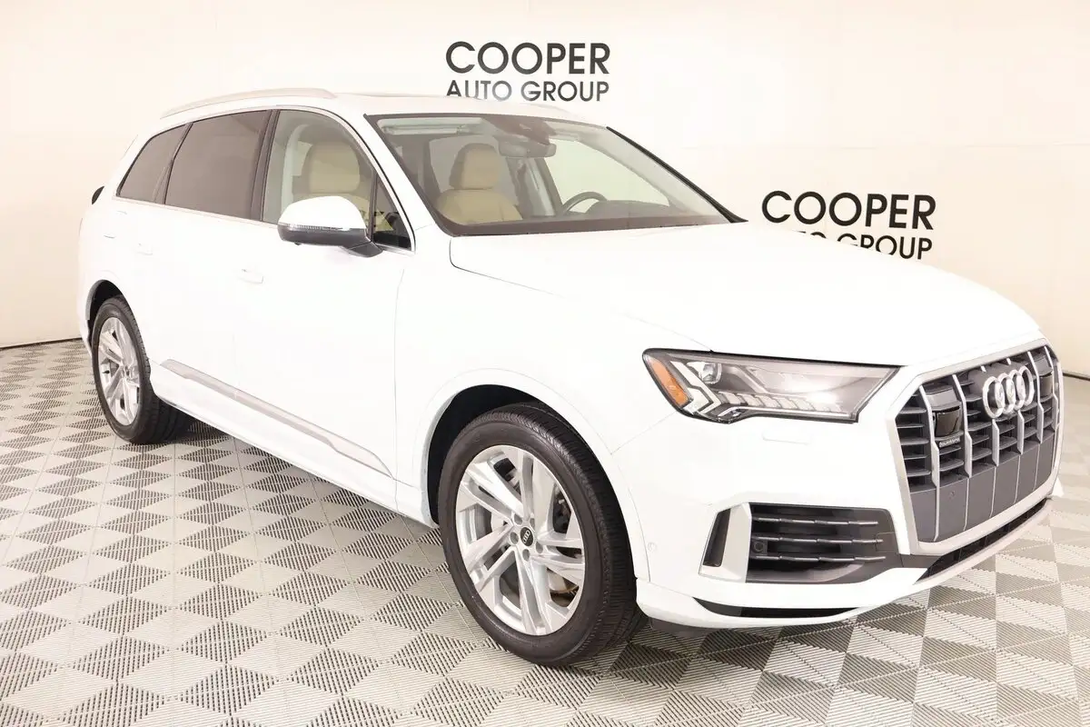 2021 Audi Q7 55 Prestige quattro Tiptronic's photo