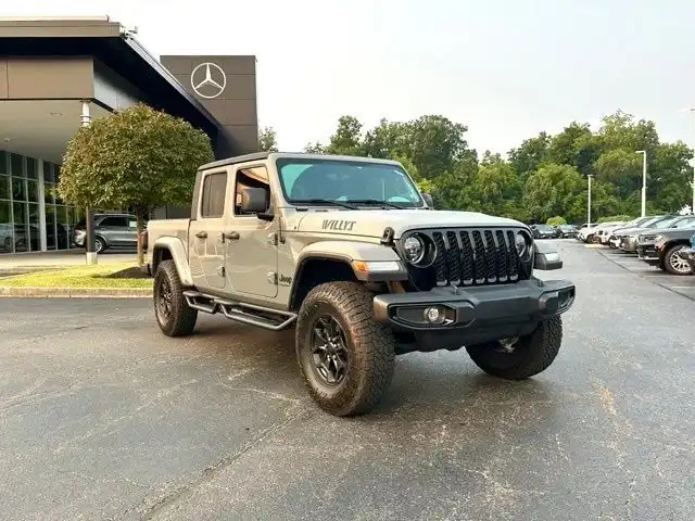 2023 Jeep Gladiator WILLYS's photo