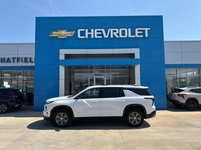 2026 Chevrolet Traverse FWD LT's photo