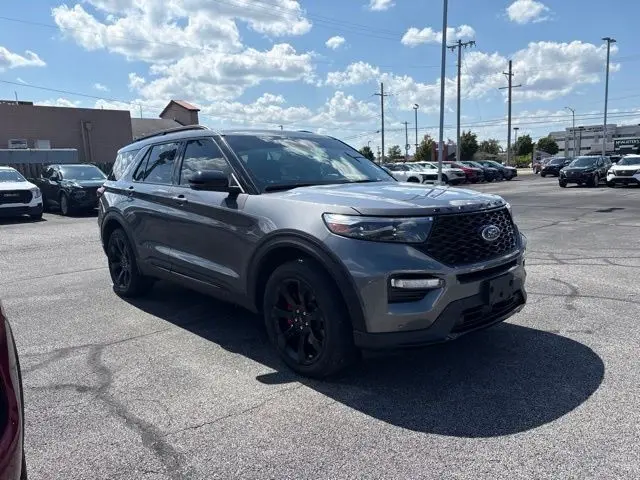 Vehicle Image 2