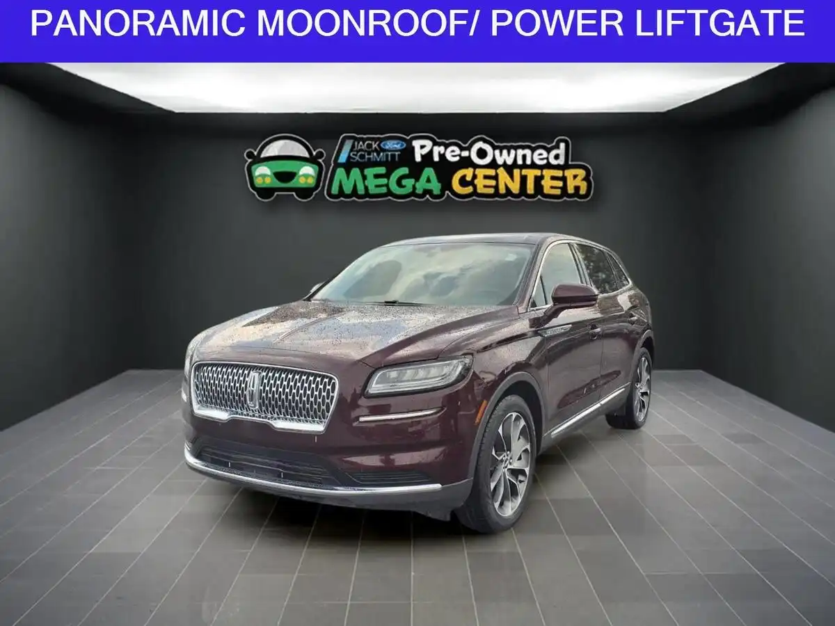 2022 Lincoln Nautilus Reserve FWD's photo