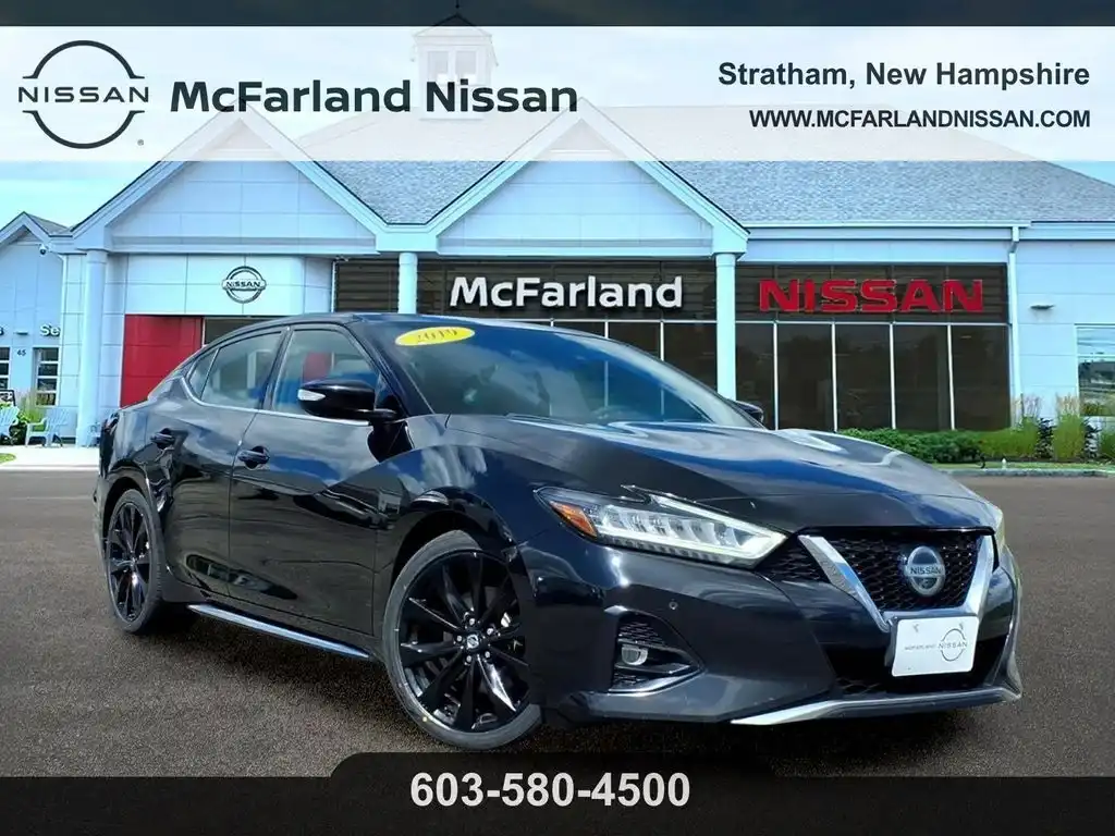 2019 Nissan Maxima SR's photo
