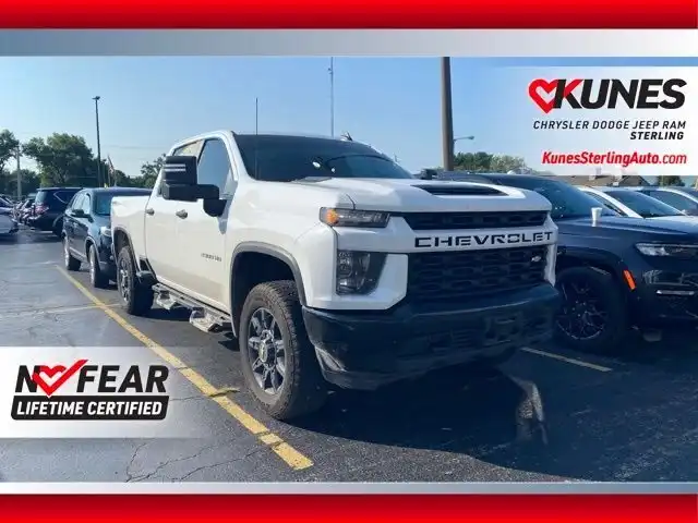 2023 Chevrolet Silverado HD Custom 4WD Crew Cab Standard Box's photo