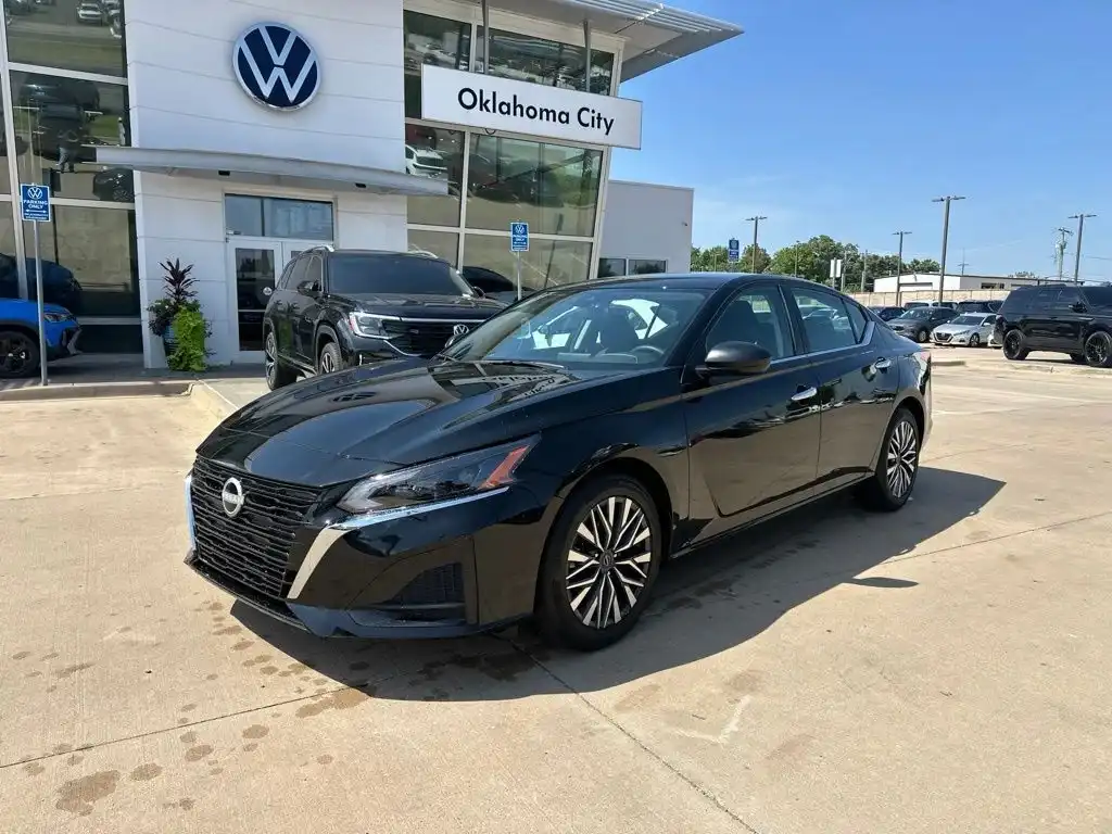2025 Nissan Altima 2.5 SV's photo