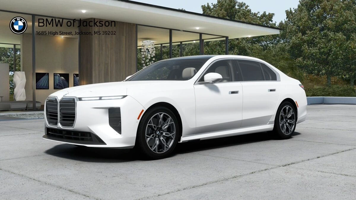 2027 BMW 7 Series 740i xDrive Sedan's photo