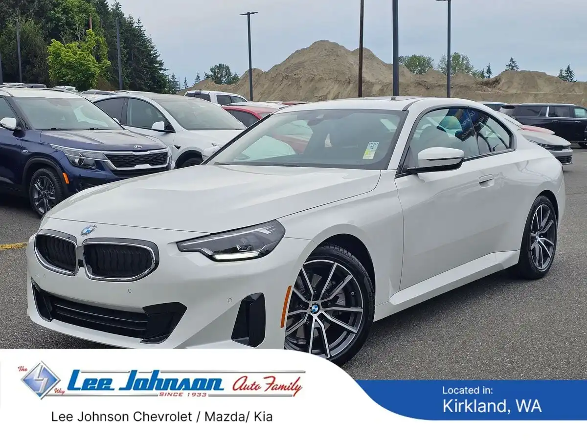 2024 BMW 2 Series 230i Coupe's photo