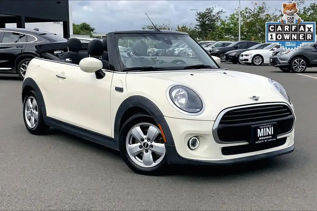 2021 MINI Convertible Cooper's photo