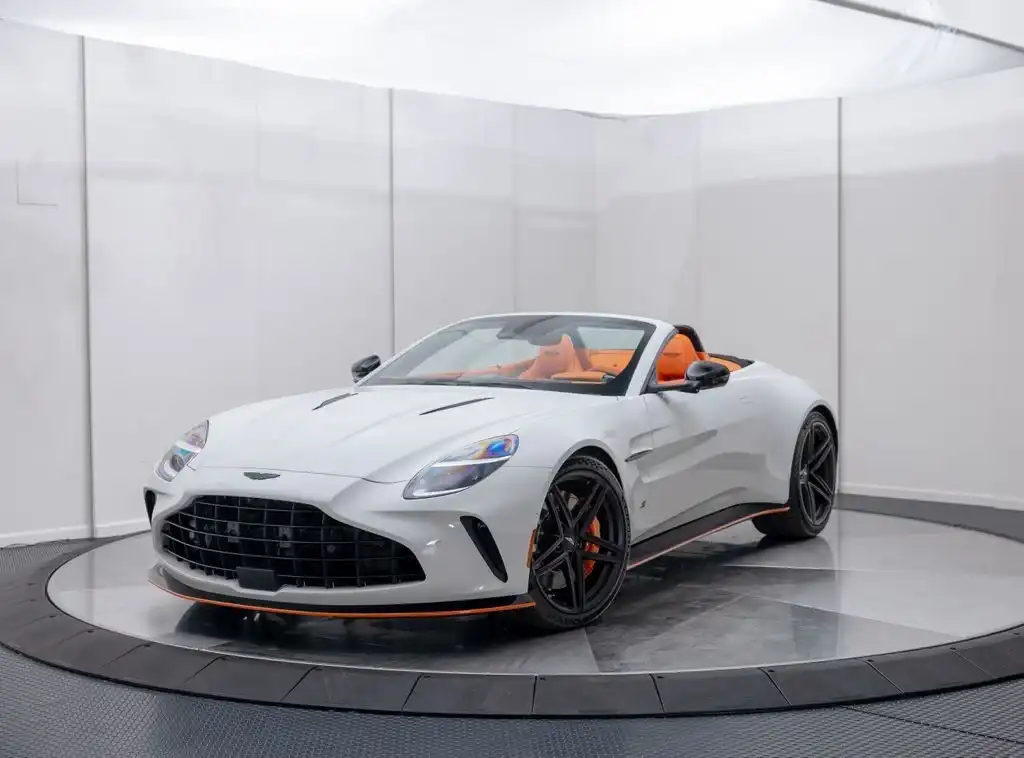 2026 Aston Martin Vantage 4.0 V8 Roadster's photo