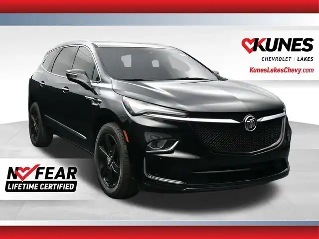 2024 Buick Enclave Essence's photo