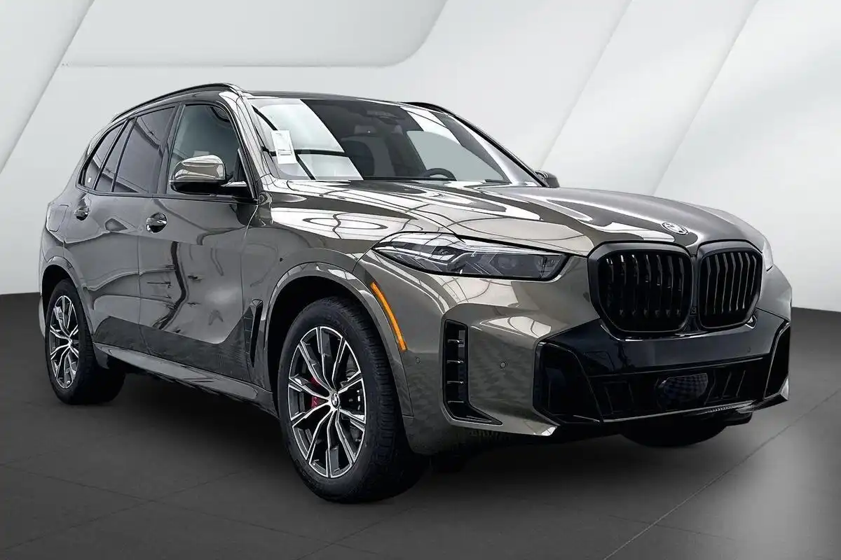 2026 BMW X5 xDrive50e's photo